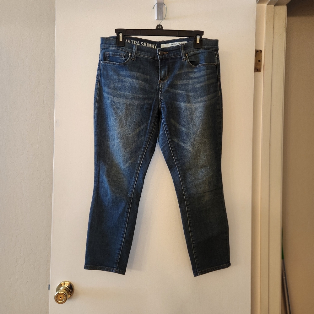 Donna Karan Skinny Ankle Jeans